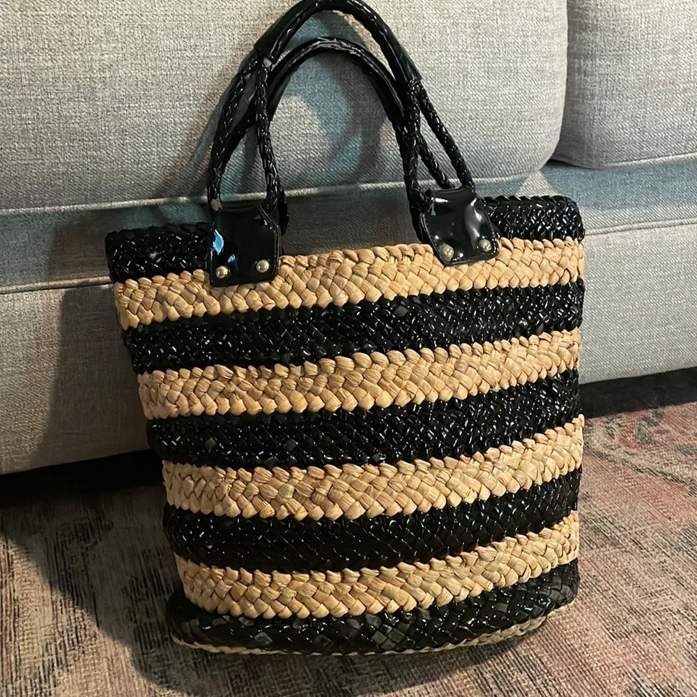 Talbots tote straw and patent leather